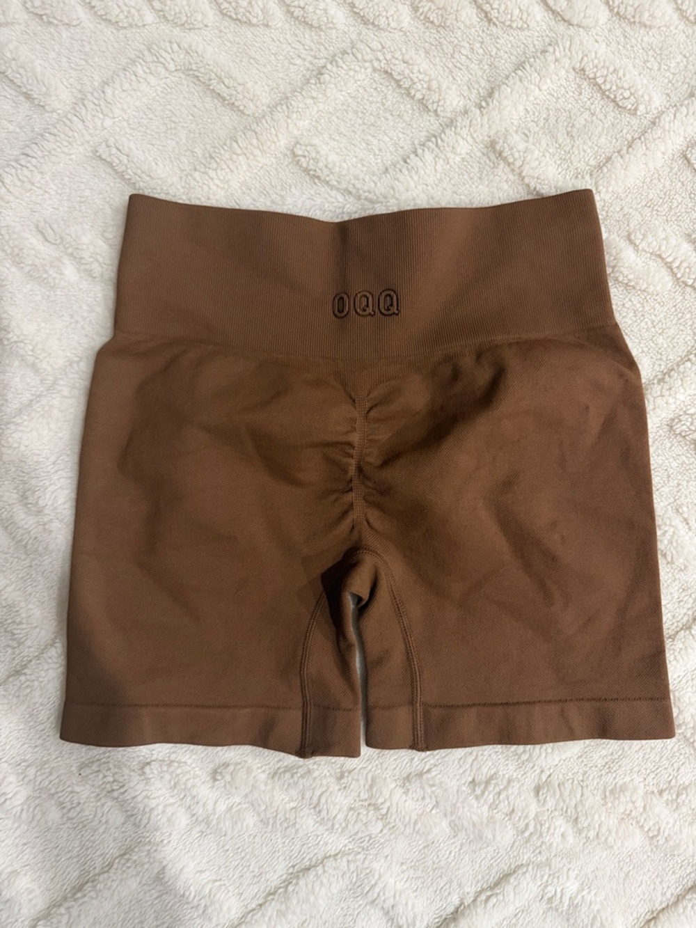 NWOT OQQ Seamless High-Waist Ribbed Women’s Shorts - Brown